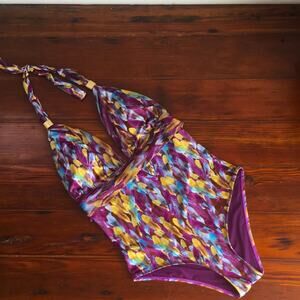 Toque d’ Sol halter feather print traingle top one piece sz M